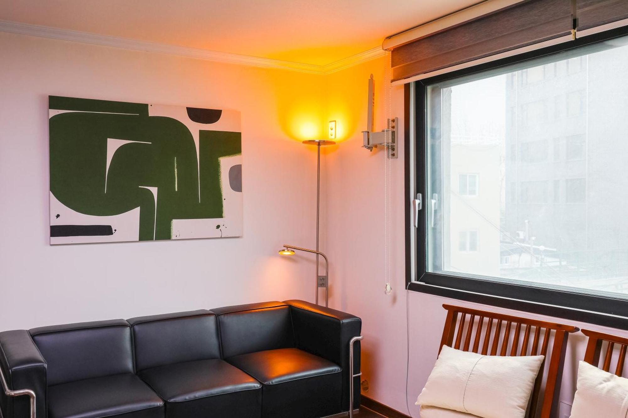 Apartment 3br Jong-ro Family House, 4beds, 6 People *